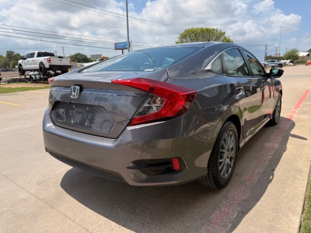 Honda Civic Sedan Vehicle Full-screen Gallery Image 04