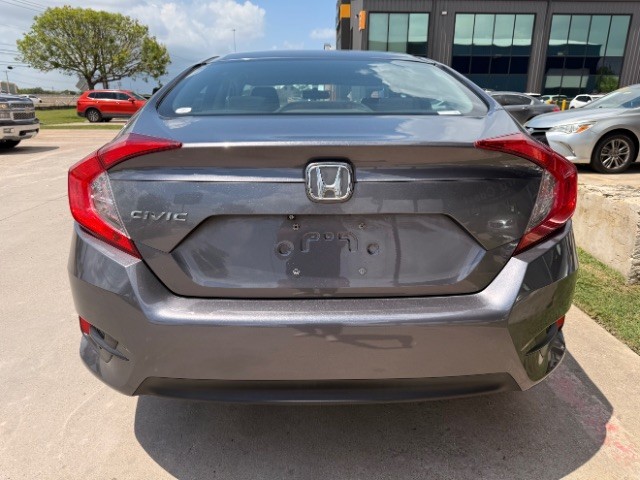 Honda Civic Sedan Vehicle Full-screen Gallery Image 05