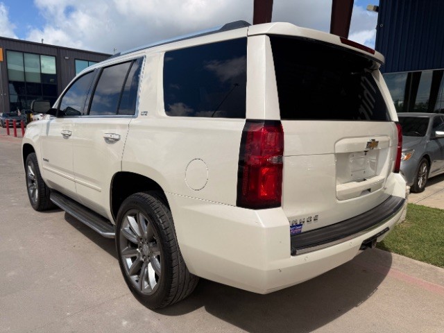 Chevrolet Tahoe Vehicle Full-screen Gallery Image 03