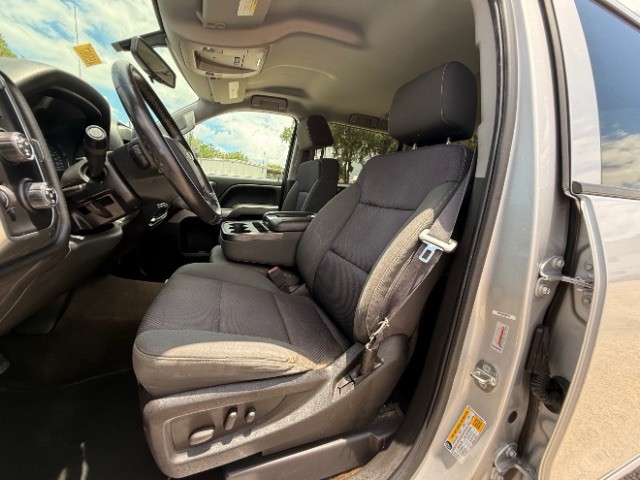 Chevrolet Silverado 1500 Vehicle Full-screen Gallery Image 07