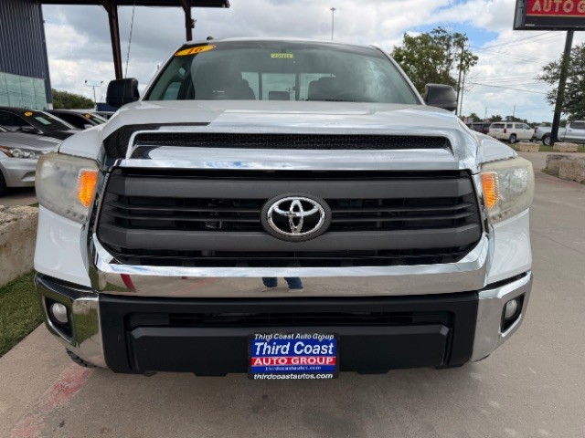 Toyota Tundra 2WD Vehicle Full-screen Gallery Image 06