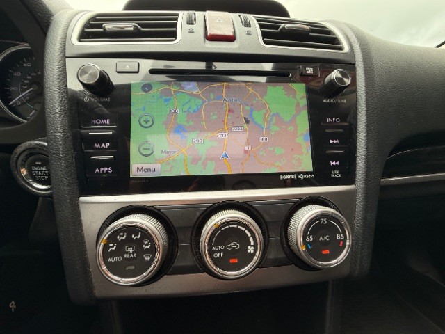 Subaru Crosstrek Vehicle Full-screen Gallery Image 13