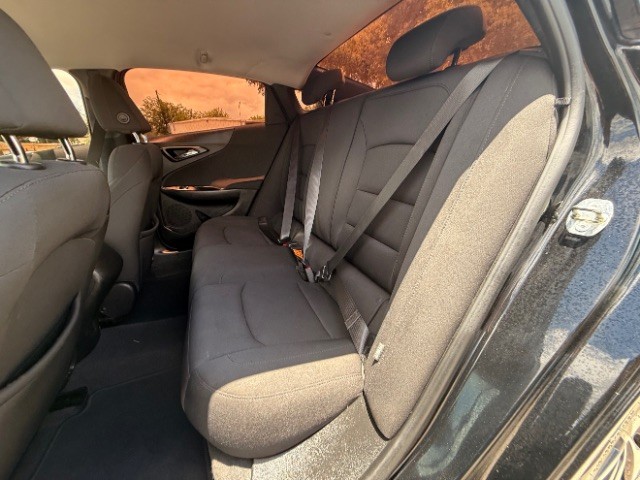 Chevrolet Malibu Vehicle Full-screen Gallery Image 08