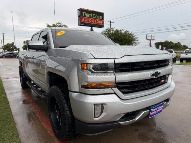 Chevrolet Silverado 1500 Vehicle Full-screen Gallery Image 02