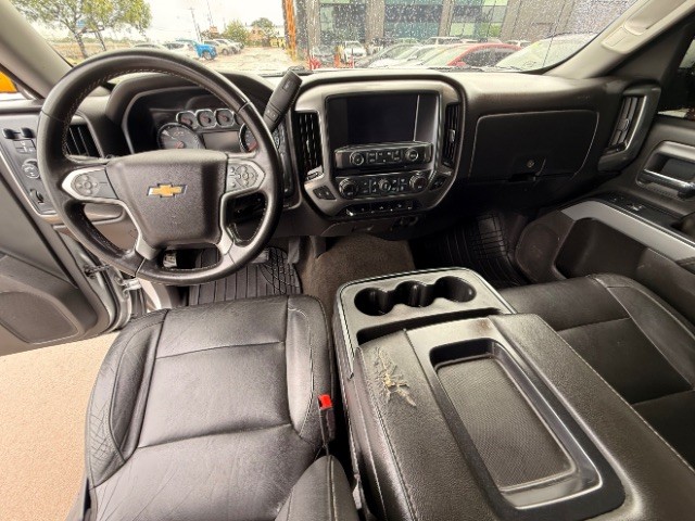Chevrolet Silverado 1500 Vehicle Full-screen Gallery Image 09