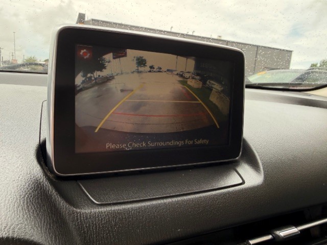 Mazda CX-3 Vehicle Full-screen Gallery Image 11