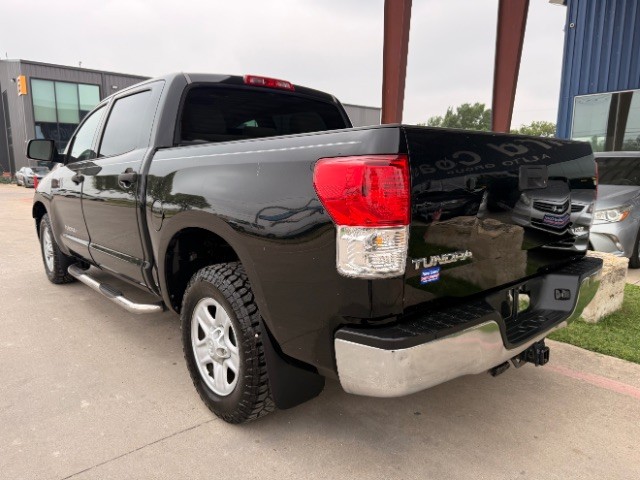 Toyota Tundra Vehicle Full-screen Gallery Image 03