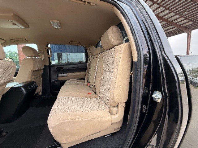 Toyota Tundra Vehicle Full-screen Gallery Image 08