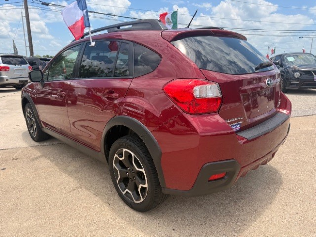 Subaru XV Crosstrek Vehicle Full-screen Gallery Image 04