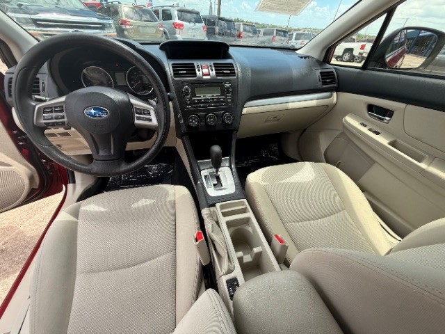 Subaru XV Crosstrek Vehicle Full-screen Gallery Image 10