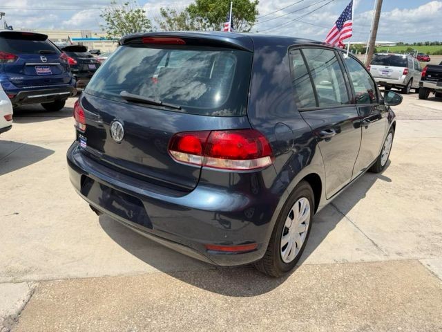 Volkswagen Golf Vehicle Full-screen Gallery Image 06