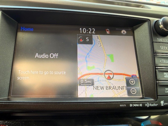 Toyota RAV4 Vehicle Full-screen Gallery Image 10