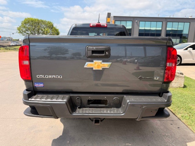 Chevrolet Colorado Vehicle Full-screen Gallery Image 05