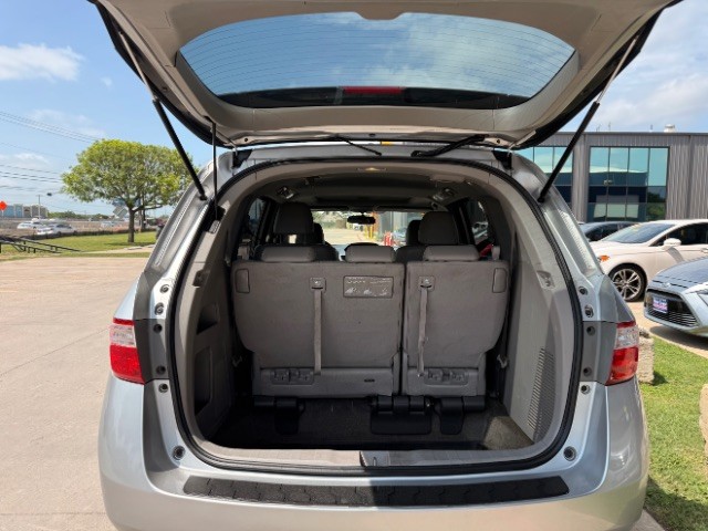 Honda Odyssey Vehicle Full-screen Gallery Image 06
