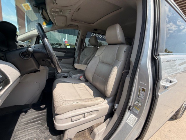 Honda Odyssey Vehicle Full-screen Gallery Image 08