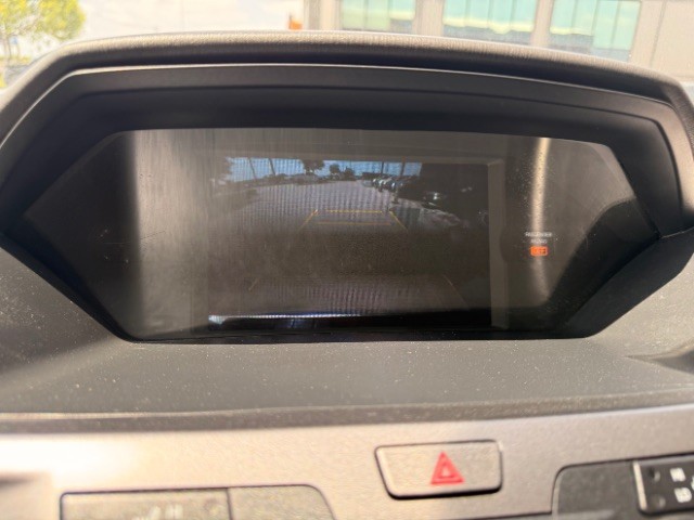 Honda Odyssey Vehicle Full-screen Gallery Image 13