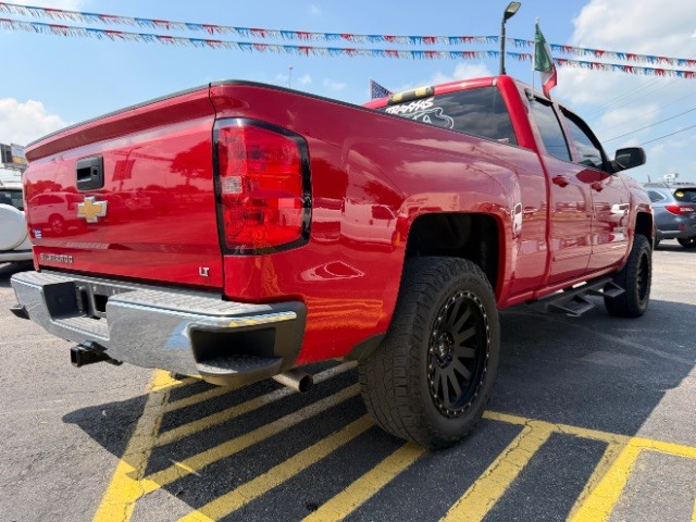 Chevrolet Silverado 1500 Vehicle Full-screen Gallery Image 03