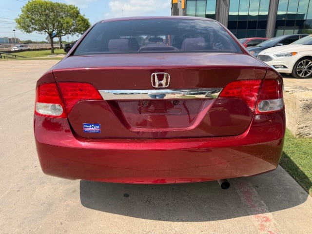 Honda Civic Sedan Vehicle Full-screen Gallery Image 05
