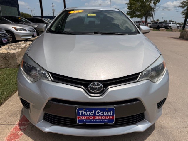 Toyota Corolla Vehicle Full-screen Gallery Image 06