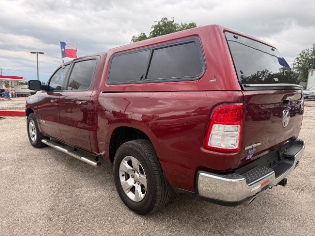 Ram 1500 Vehicle Full-screen Gallery Image 03
