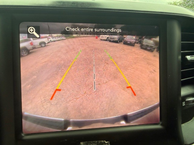 Ram 1500 Vehicle Full-screen Gallery Image 10