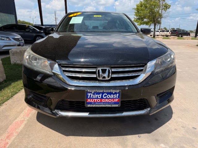 Honda Accord Sedan Vehicle Full-screen Gallery Image 05