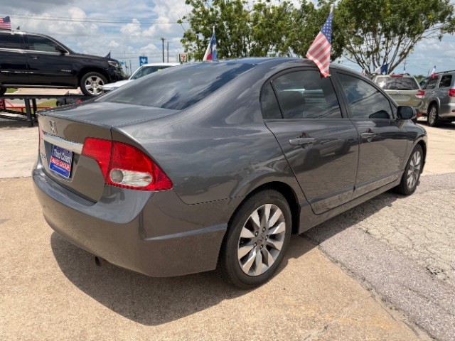 Honda Civic Sedan Vehicle Full-screen Gallery Image 03