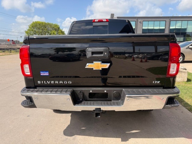 Chevrolet Silverado 1500 Vehicle Full-screen Gallery Image 04