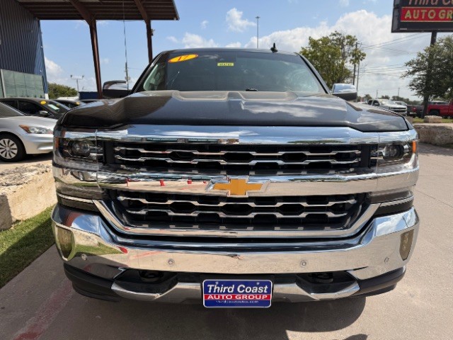 Chevrolet Silverado 1500 Vehicle Full-screen Gallery Image 05