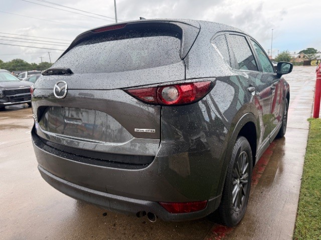 Mazda CX-5 Vehicle Full-screen Gallery Image 05