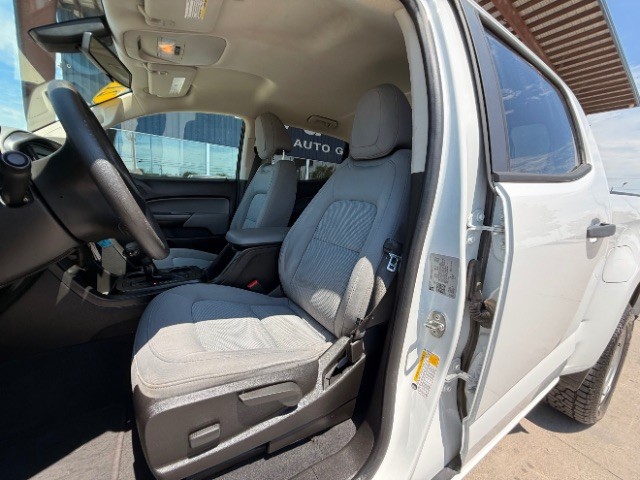 Chevrolet Colorado Vehicle Full-screen Gallery Image 07
