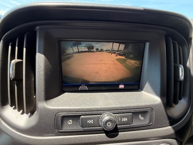 Chevrolet Colorado Vehicle Full-screen Gallery Image 10