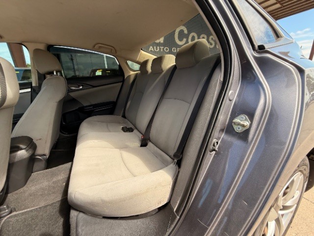 Honda Civic Sedan Vehicle Full-screen Gallery Image 08