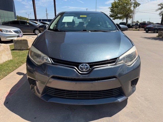 Toyota Corolla Vehicle Full-screen Gallery Image 06