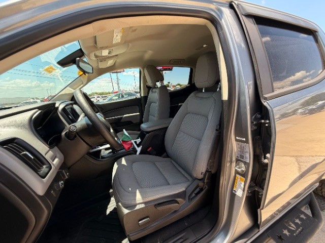 Chevrolet Colorado Vehicle Full-screen Gallery Image 07