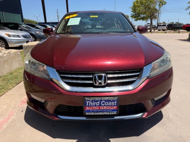 Honda Accord Sedan Vehicle Full-screen Gallery Image 06
