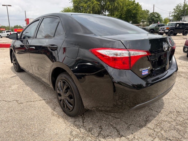 Toyota Corolla Vehicle Full-screen Gallery Image 03