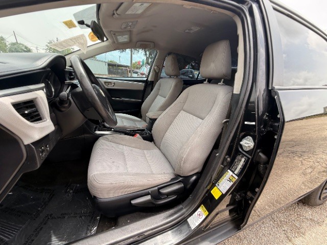 Toyota Corolla Vehicle Full-screen Gallery Image 07