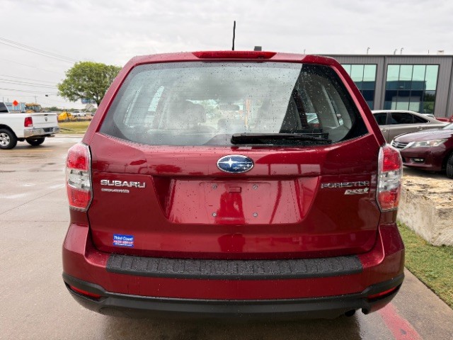 Subaru Forester Vehicle Full-screen Gallery Image 05