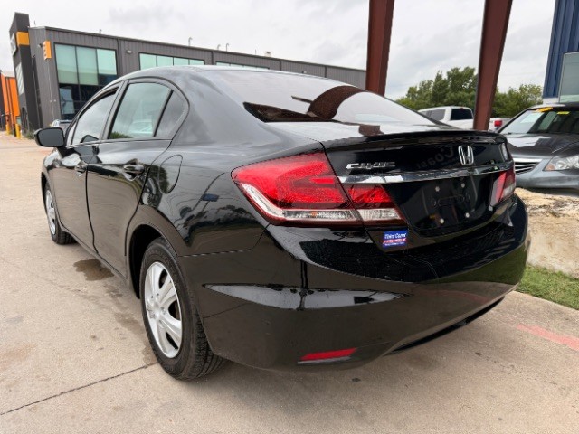 Honda Civic Sedan Vehicle Full-screen Gallery Image 03
