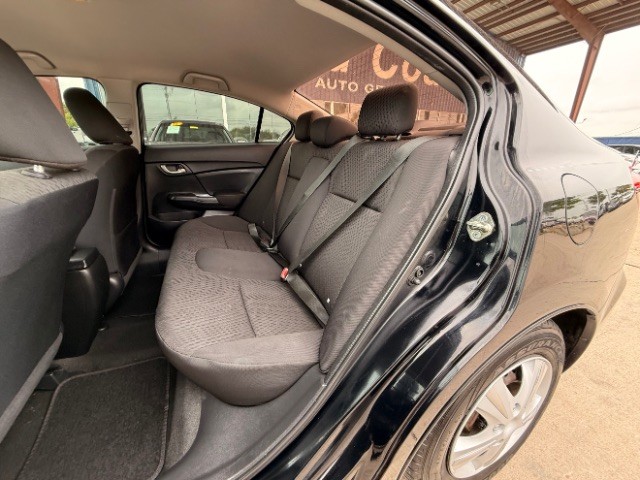 Honda Civic Sedan Vehicle Full-screen Gallery Image 07