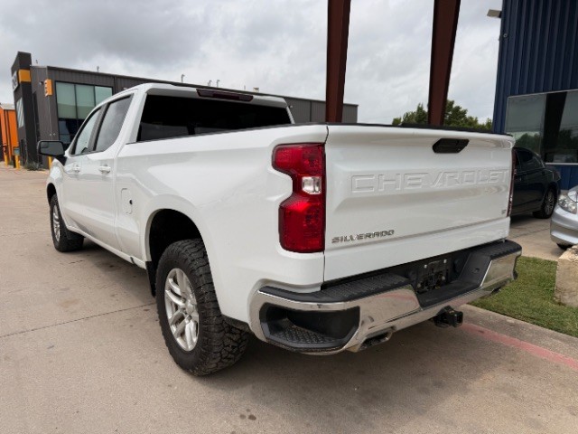 Chevrolet Silverado 1500 LTD Vehicle Full-screen Gallery Image 03