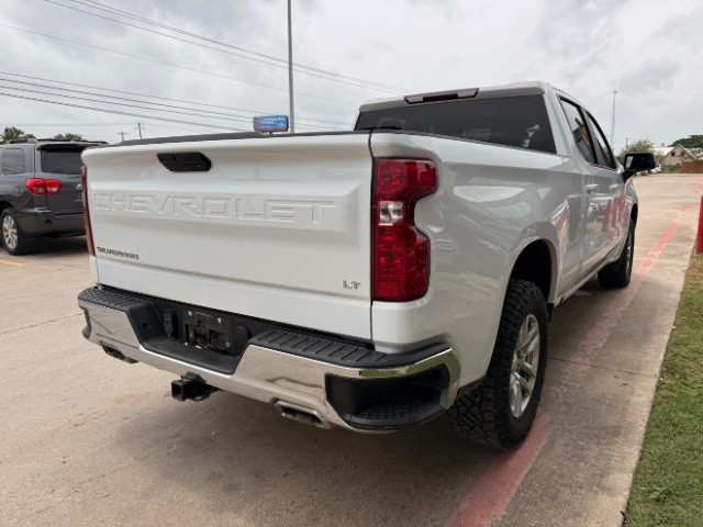 Chevrolet Silverado 1500 LTD Vehicle Full-screen Gallery Image 04