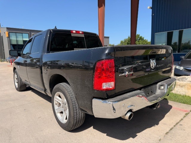 Ram 1500 Vehicle Full-screen Gallery Image 03