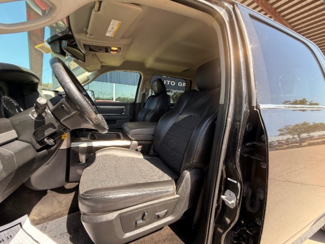 Ram 1500 Vehicle Full-screen Gallery Image 07