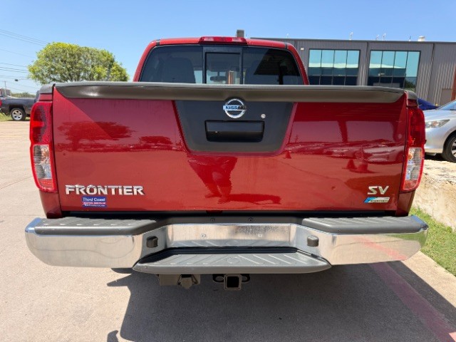 Nissan Frontier Vehicle Full-screen Gallery Image 05