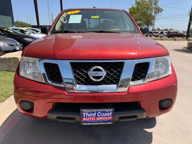 Nissan Frontier Vehicle Full-screen Gallery Image 06