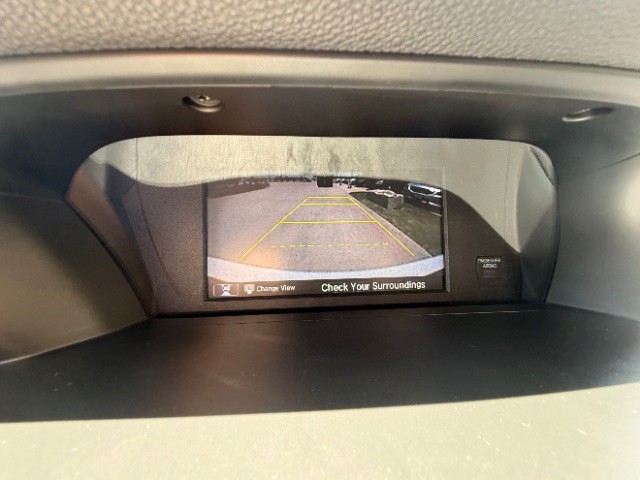 Honda Accord Sedan Vehicle Full-screen Gallery Image 11