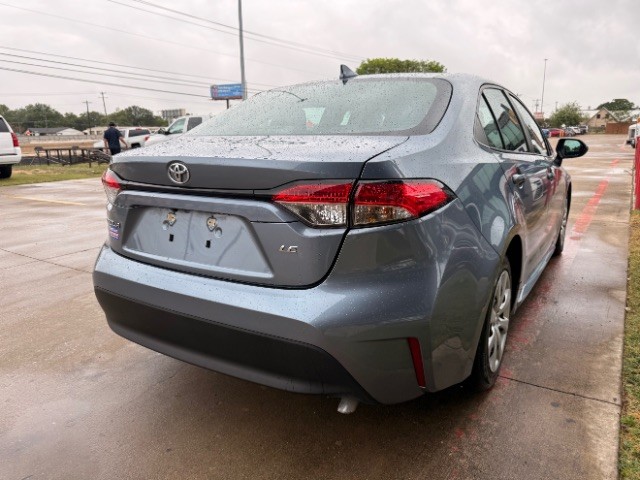 Toyota Corolla Vehicle Full-screen Gallery Image 04