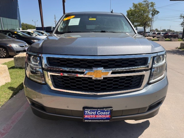 Chevrolet Suburban Vehicle Full-screen Gallery Image 07